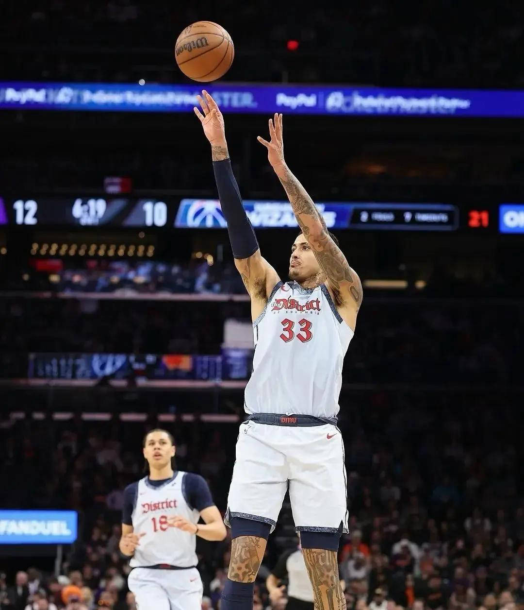 雄鹿核心球员受伤，球队损失惨重